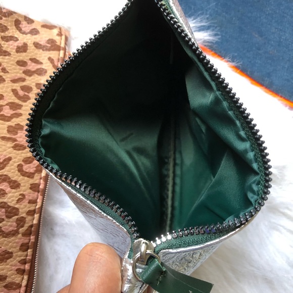 4 for $25 IPSY Assorted Cosmetic Bags 💼 - Picture 4 of 6